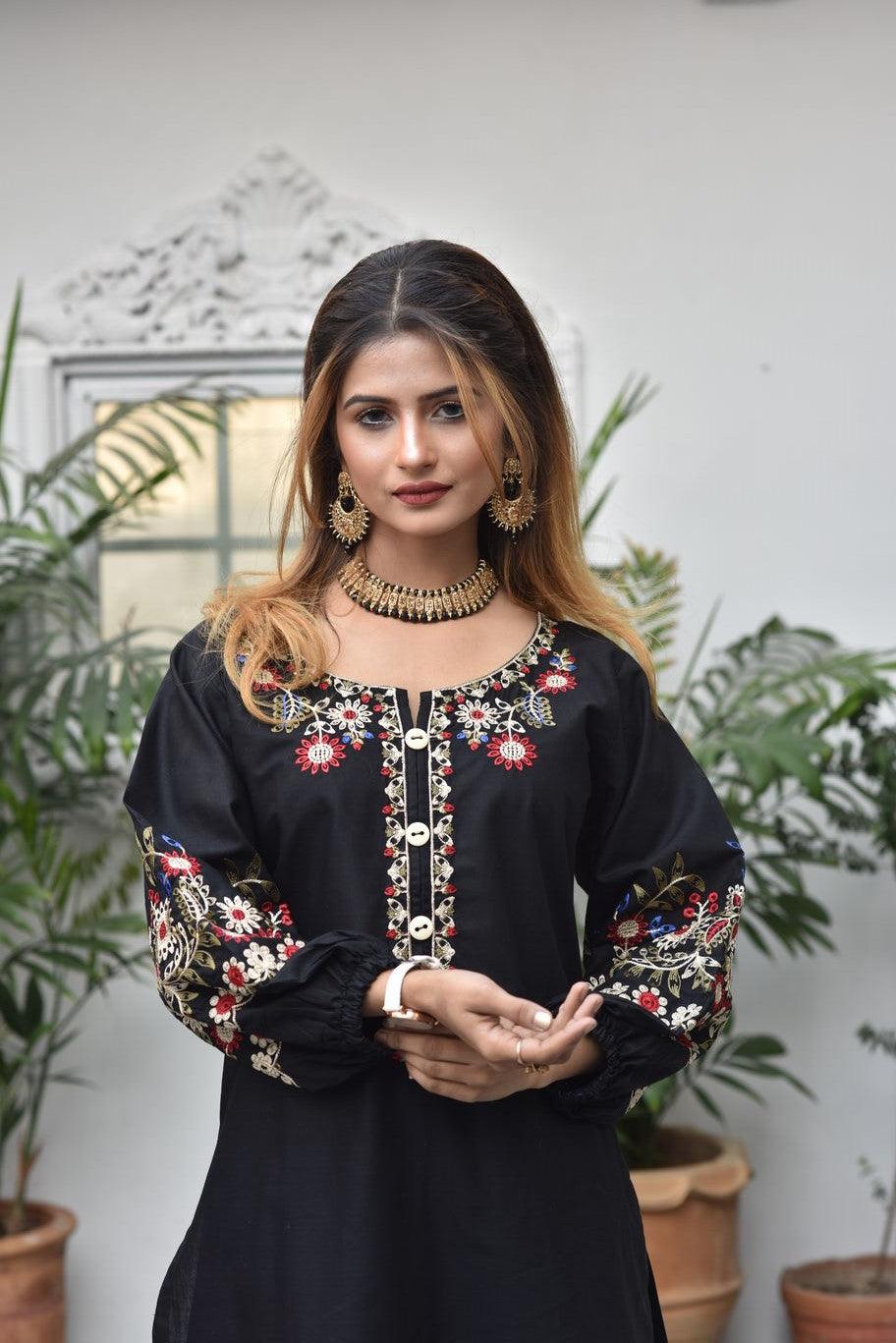 BEST SELLING - BLACK BEAUTY- 2PC EMBROIDERED COLLECOIN - Heer Pret